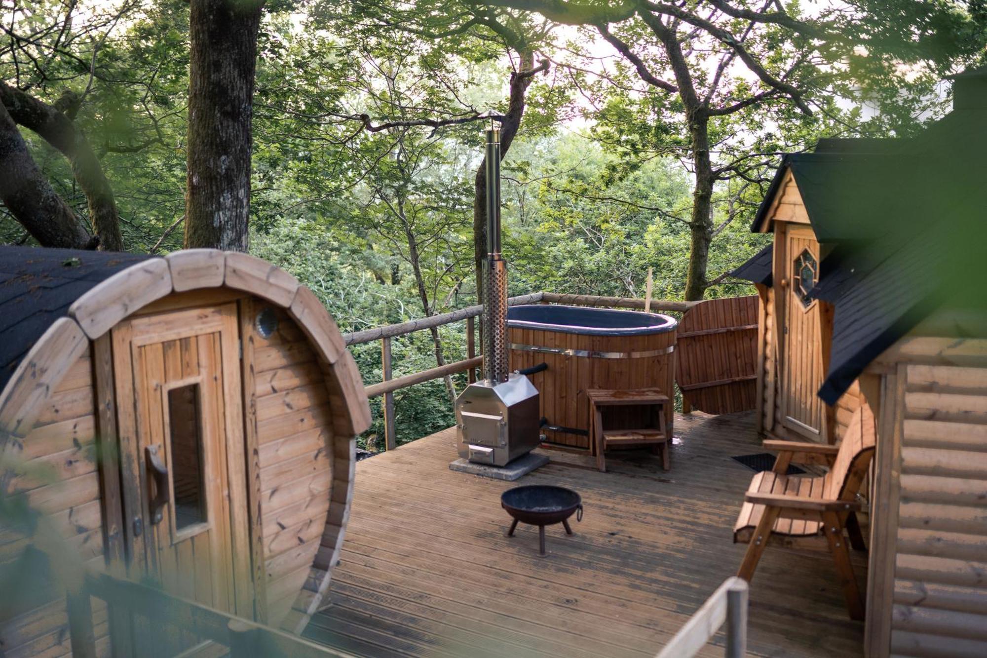 Chestnut Tree House With Hot Tub & Sauna Barmouth Extérieur photo